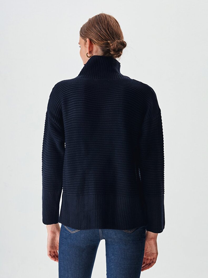 Turtle Neck Long Sleeve Dunkelblau Pullover