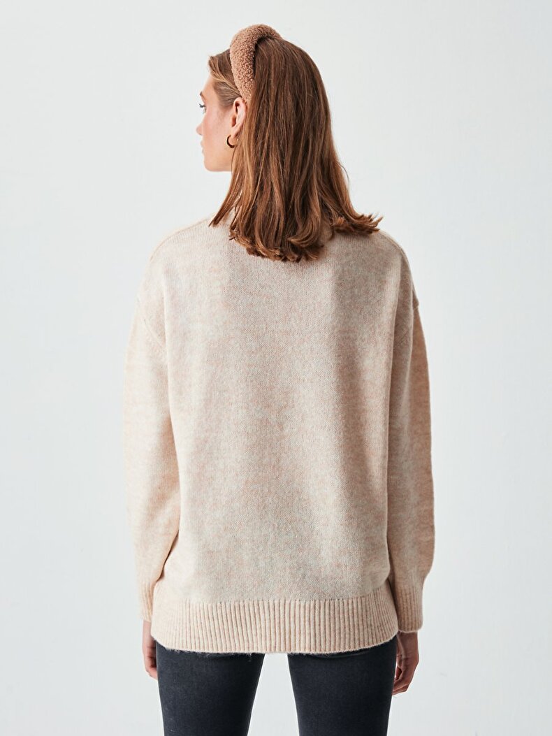 Long Sleeve Round Collar Beige