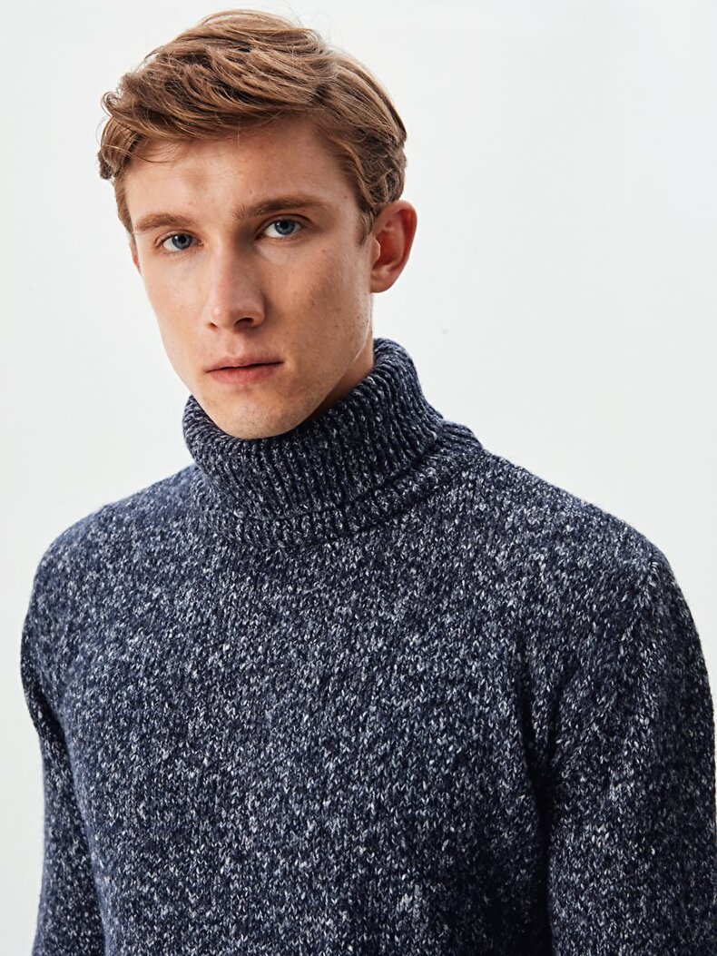 Knitted Turtle Neck Pullover