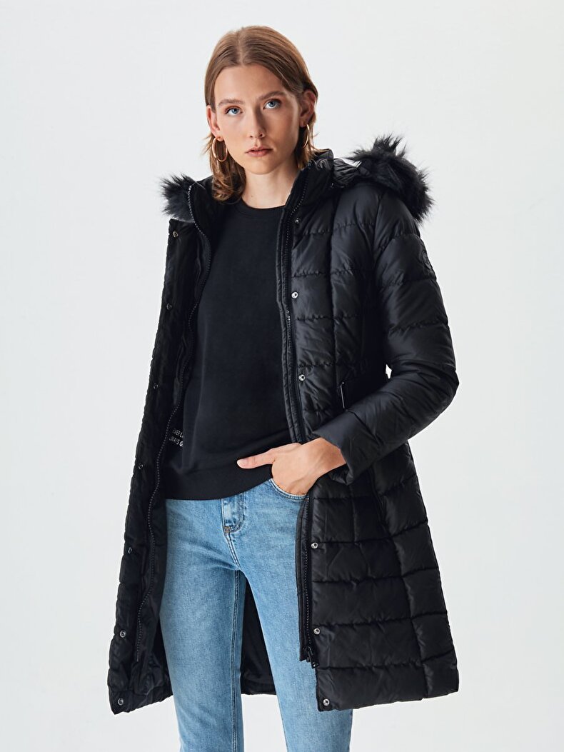 Arched Puffer Black Coat