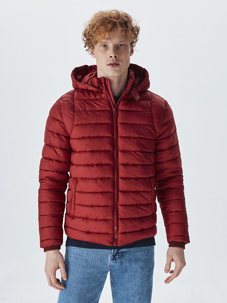 Short Rood Gemonteerd
