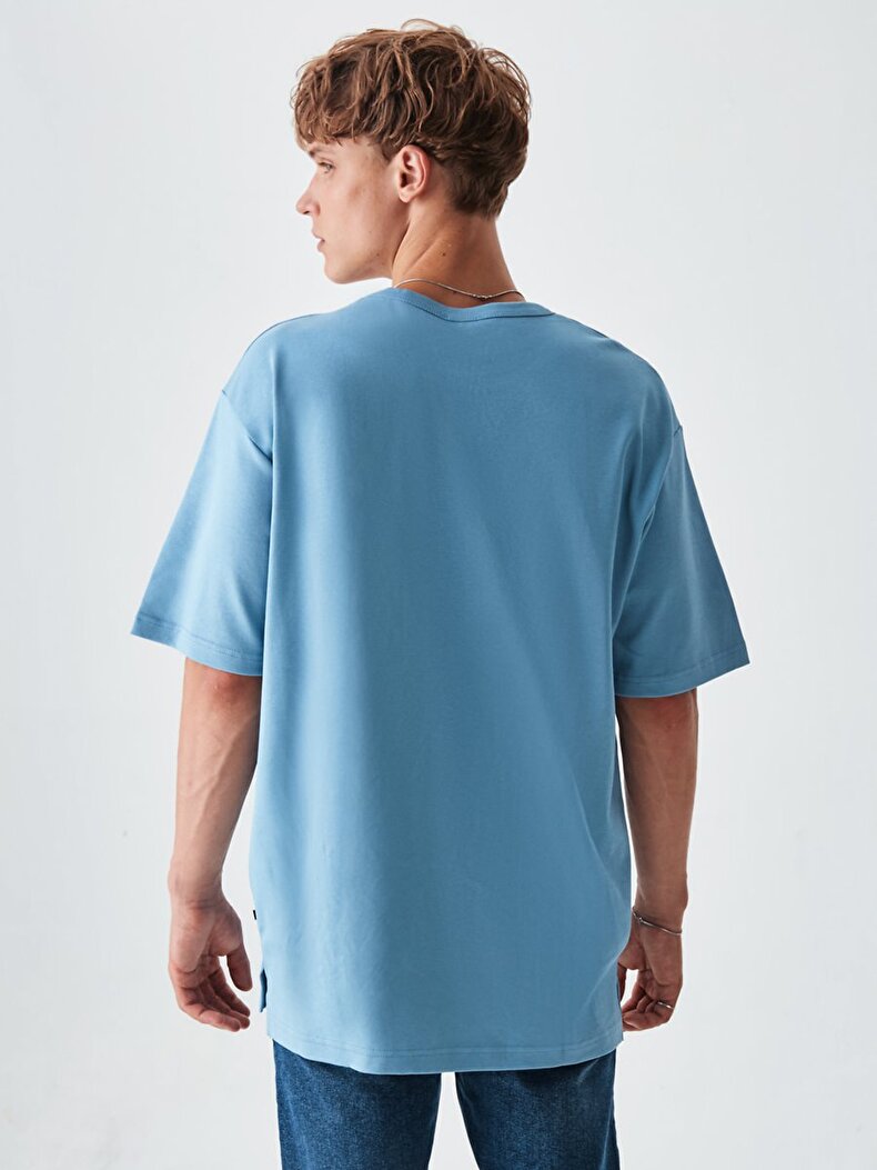 Oversized With Pockets Blue T-shirt