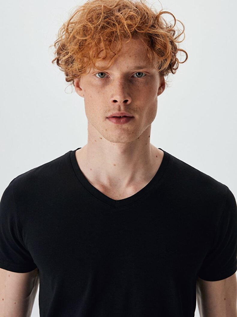 V-neck Schwarz T-shirt