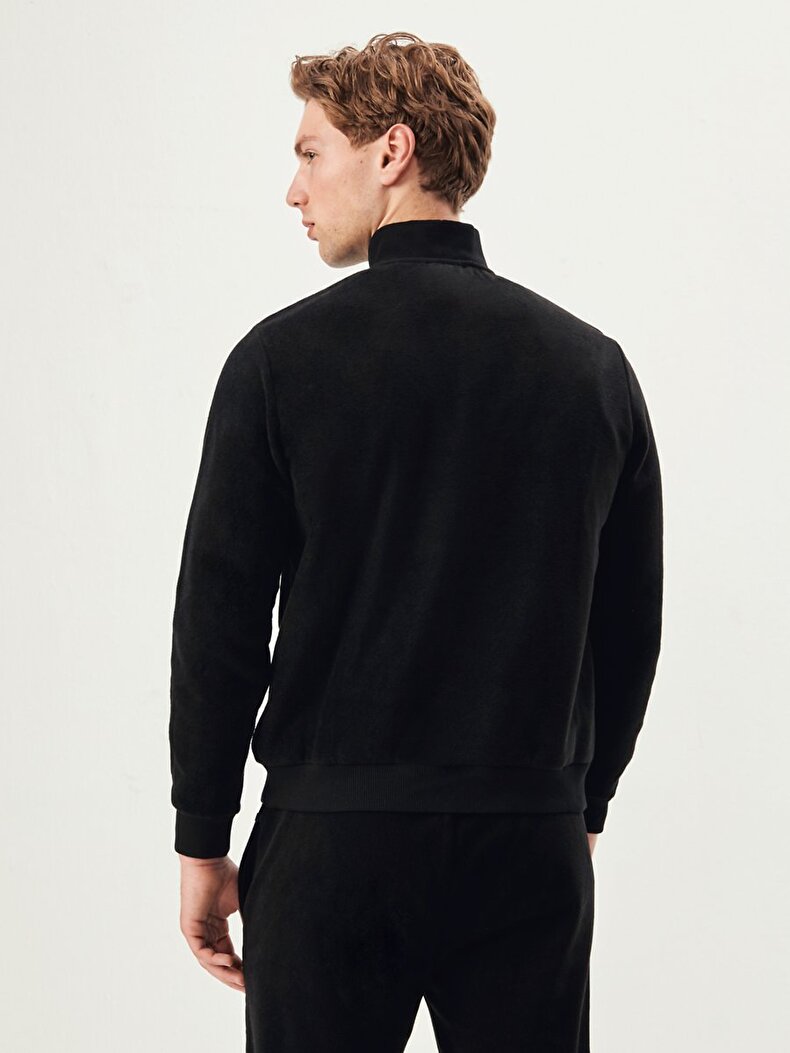 Turtle Neck Zipper Closing Zwart Sweatshirt