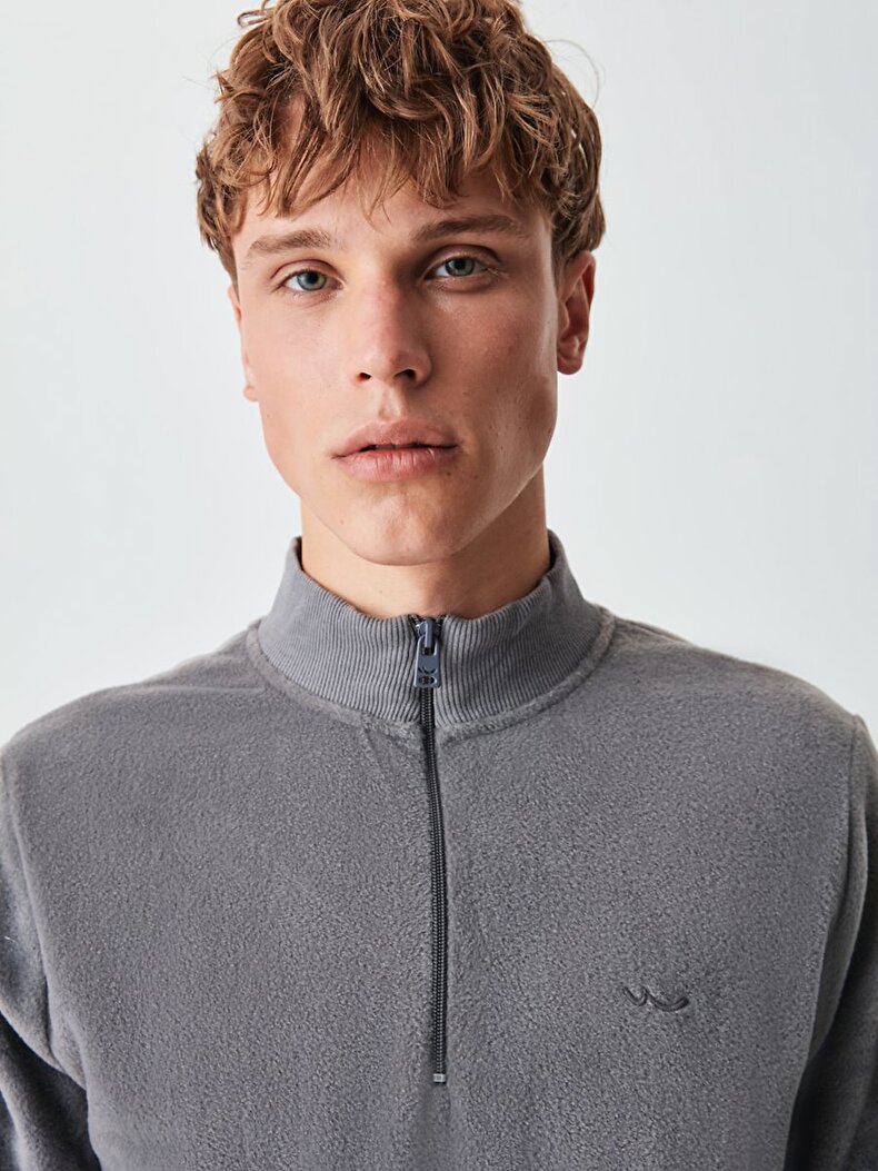 Turtle Neck Zipper Closing Grijs Sweatshirt