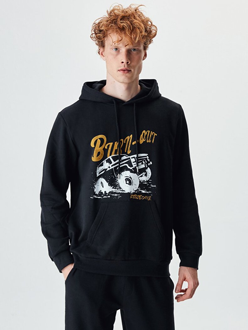 Graphic Print Black
