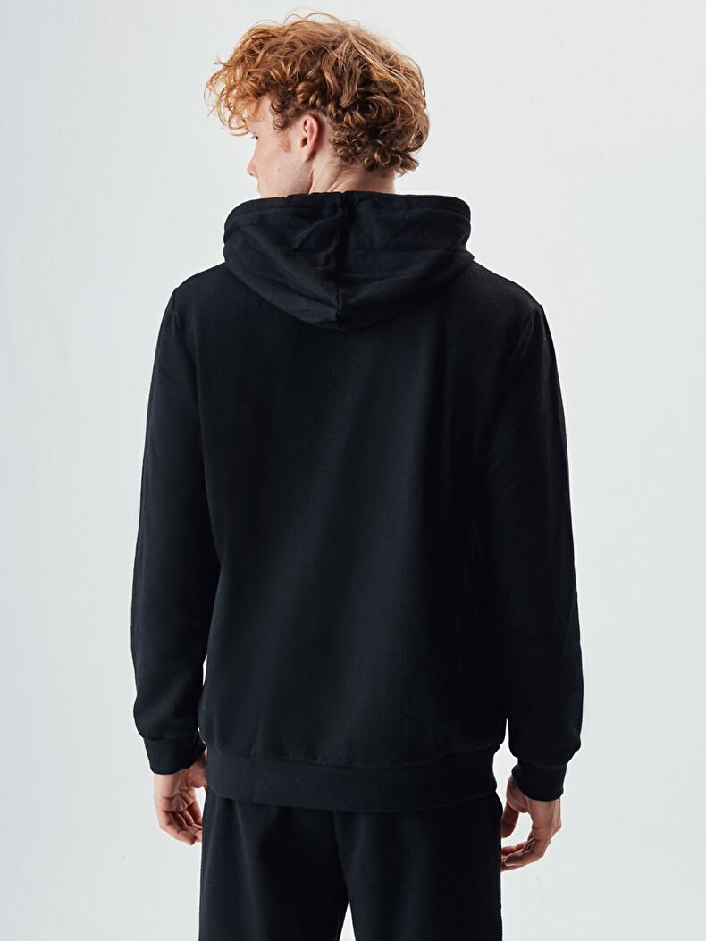 Graphic Print Black