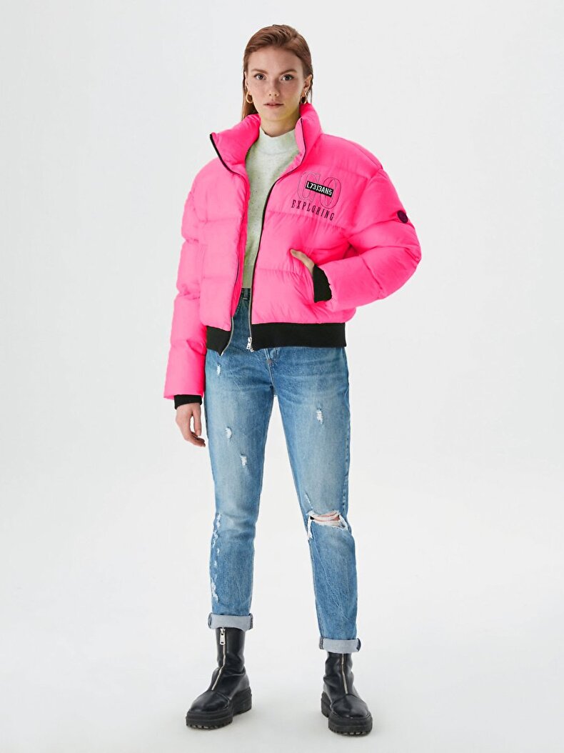 Puffer Neon Pink Mantel