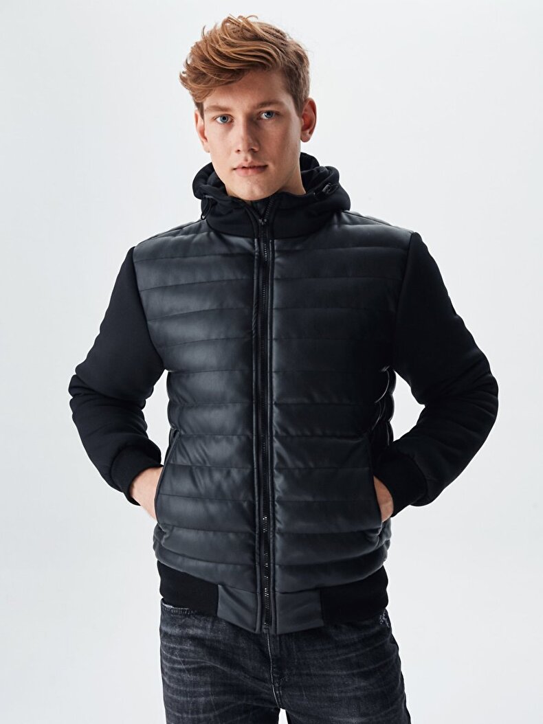 Arms Woven Puffer Black Coat