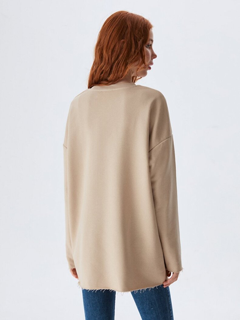 Oversized Crew Neck Beige Sweatshirt