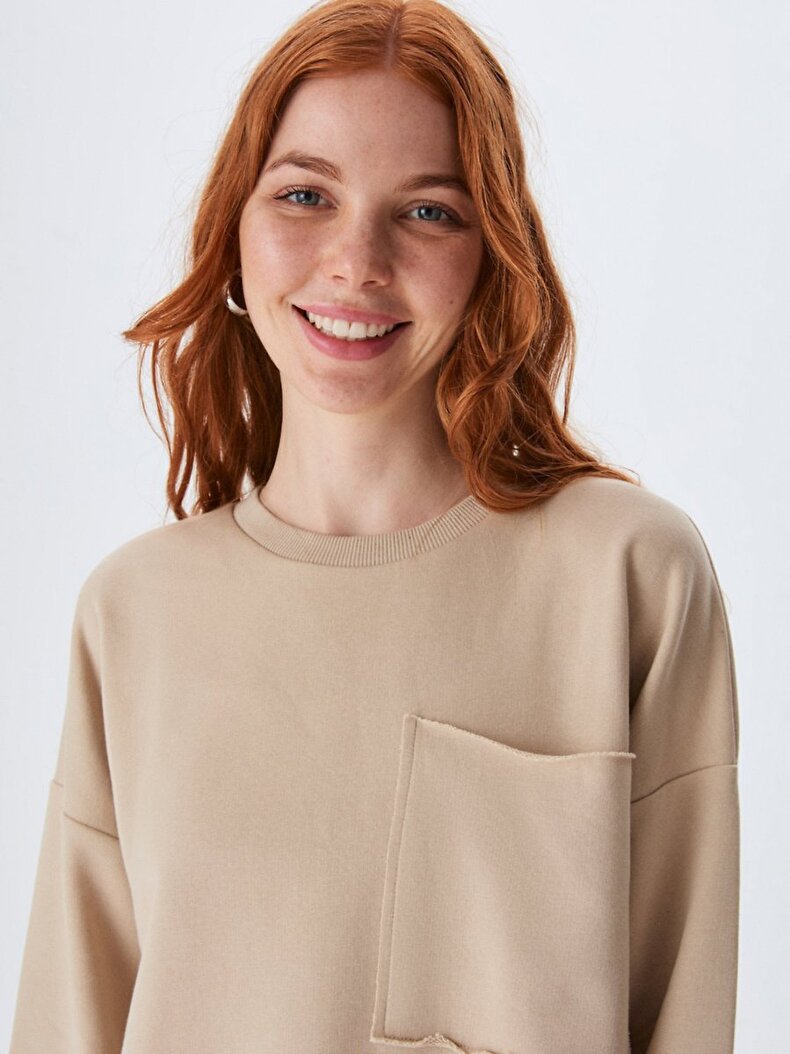 Oversized Crew Neck Beige Sweatshirt