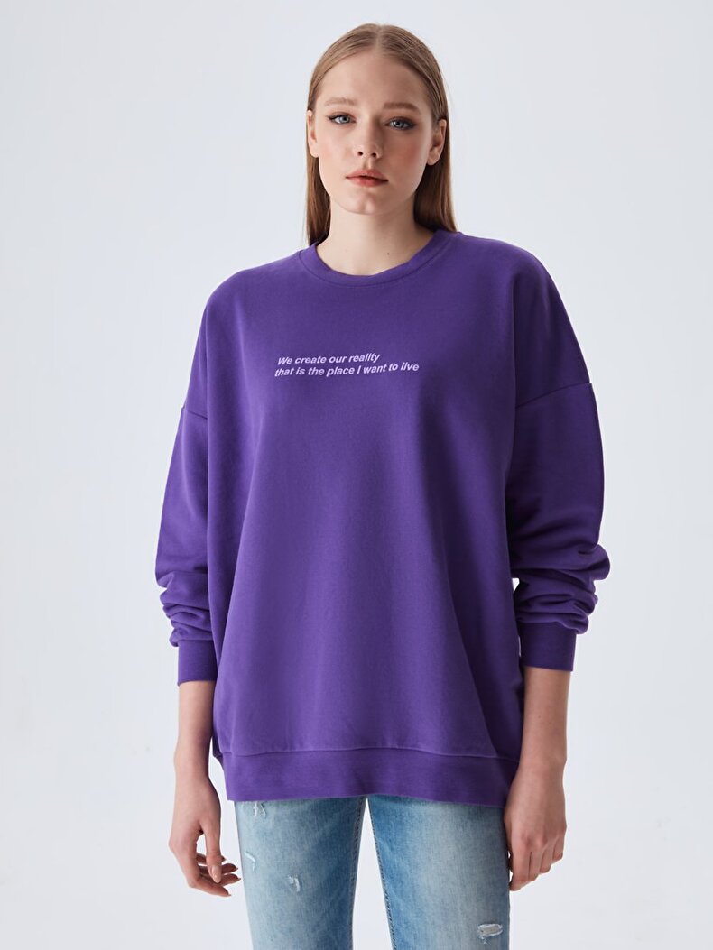 Oversized Purple Sweatshirt