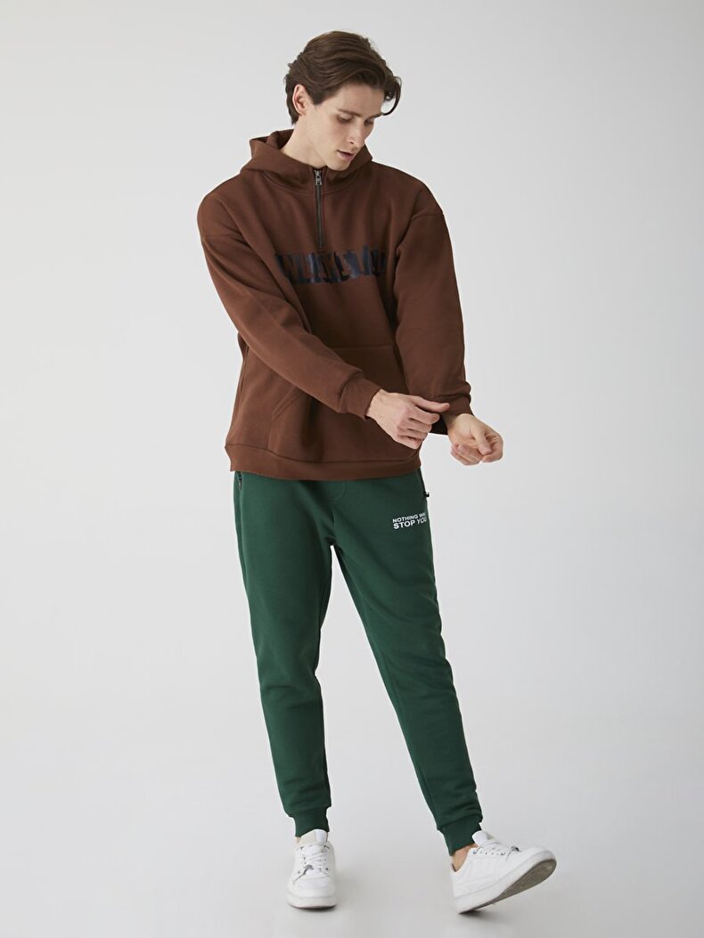 Turtle Neck Zipper Closing Print With Print Braun Sweatshirt
