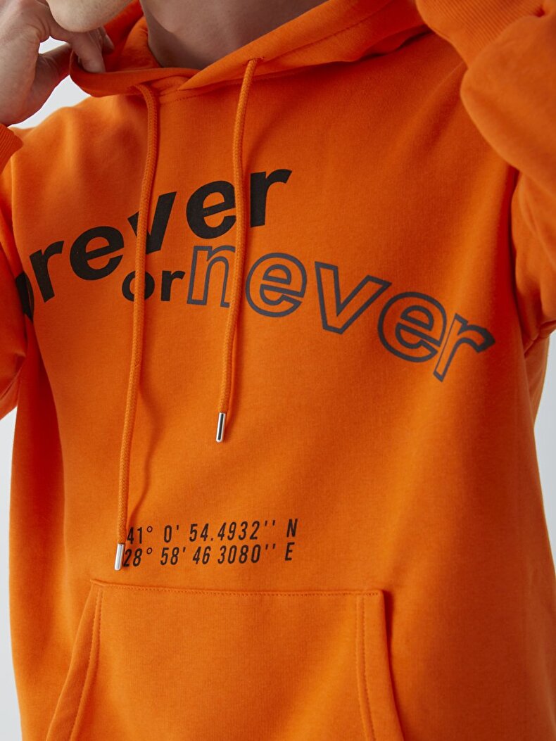Print With Print With Hood Orange Sweatshirt