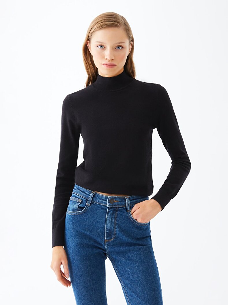 Straight Collar Knitted Black Pullover