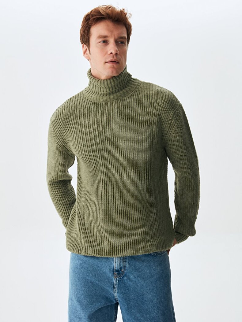 Turtle Neck Knitted Grün Pullover