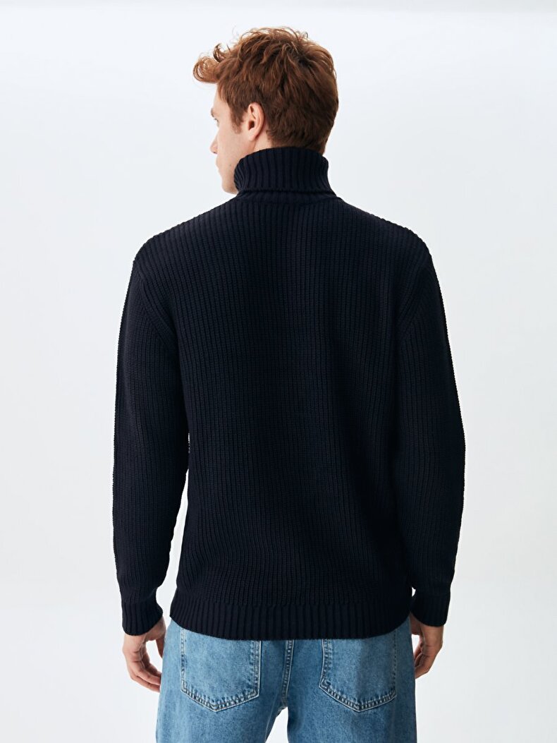 Turtle Neck Knitted Navy Pullover