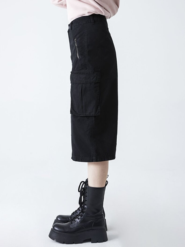 Cargo Midi Black Skirt