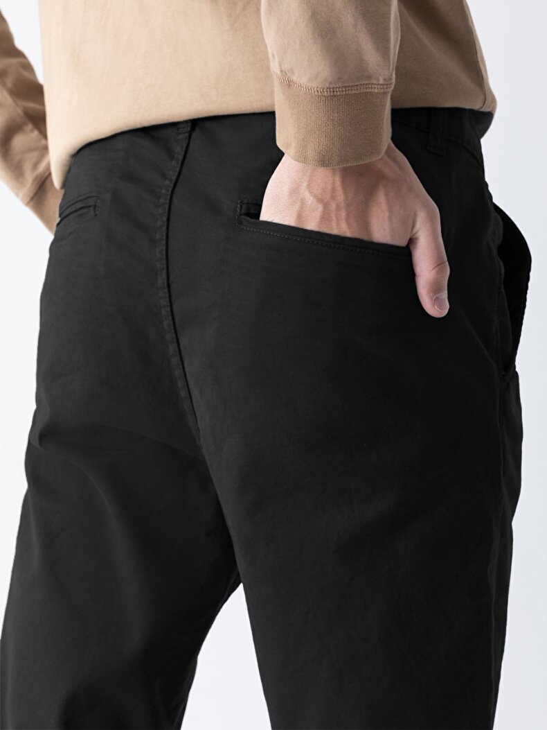 Holaya Textured Trousers