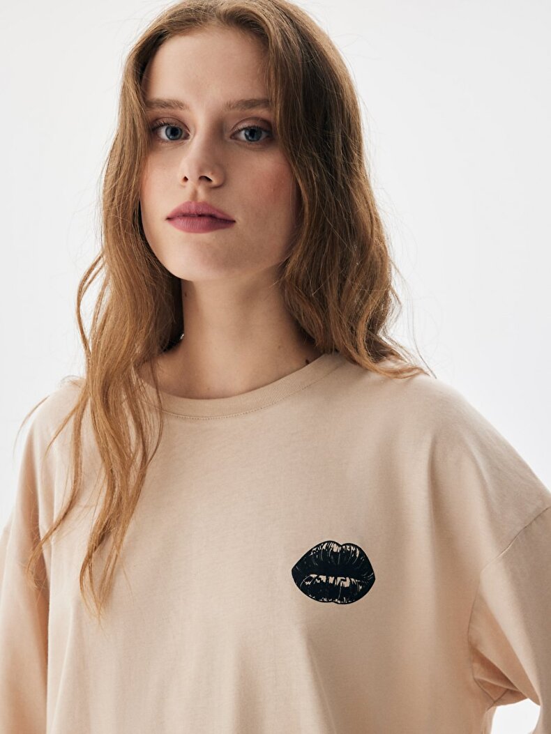 Oversized With Print Beige T-shirt