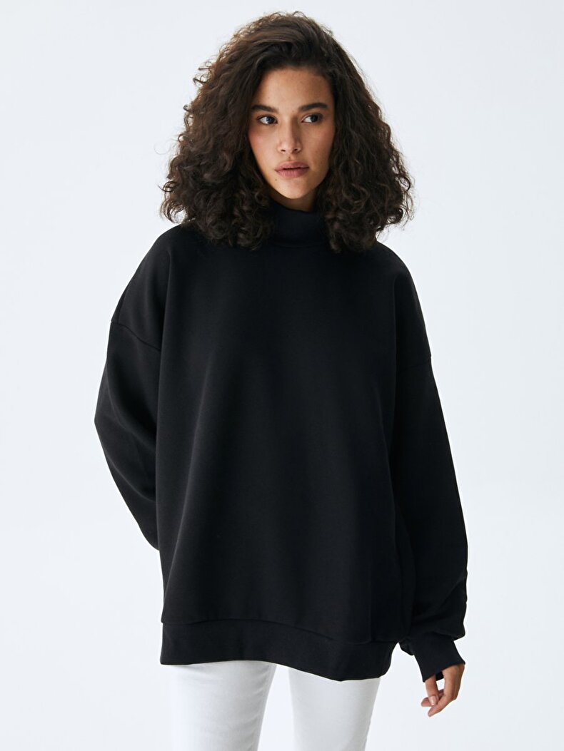 Print With Print Straight Collar Black Sweatshirt