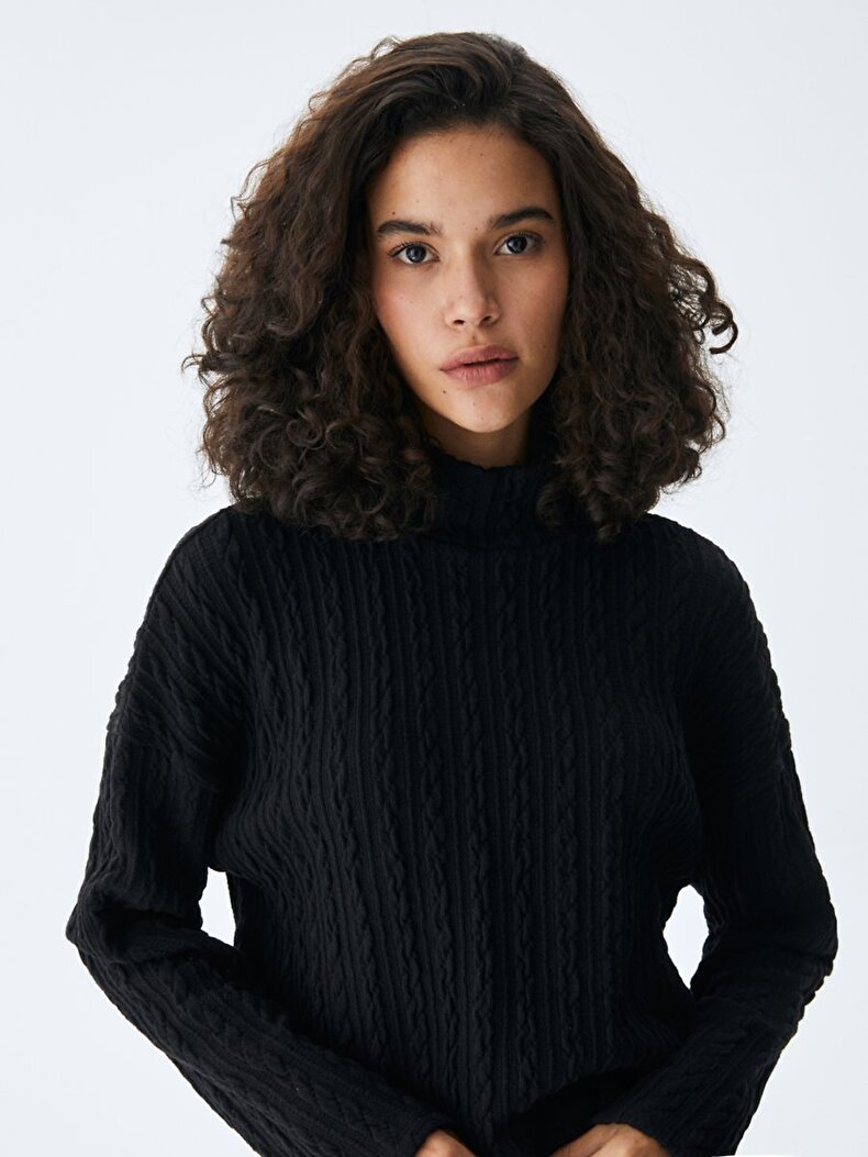 Straight Collar Hair Knitted Black Sweatshirt
