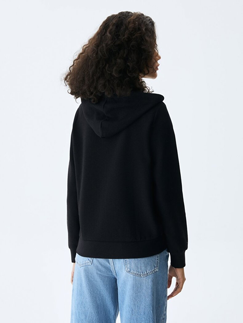 Ribbed With Hood Zipper Closing Black Cardigan