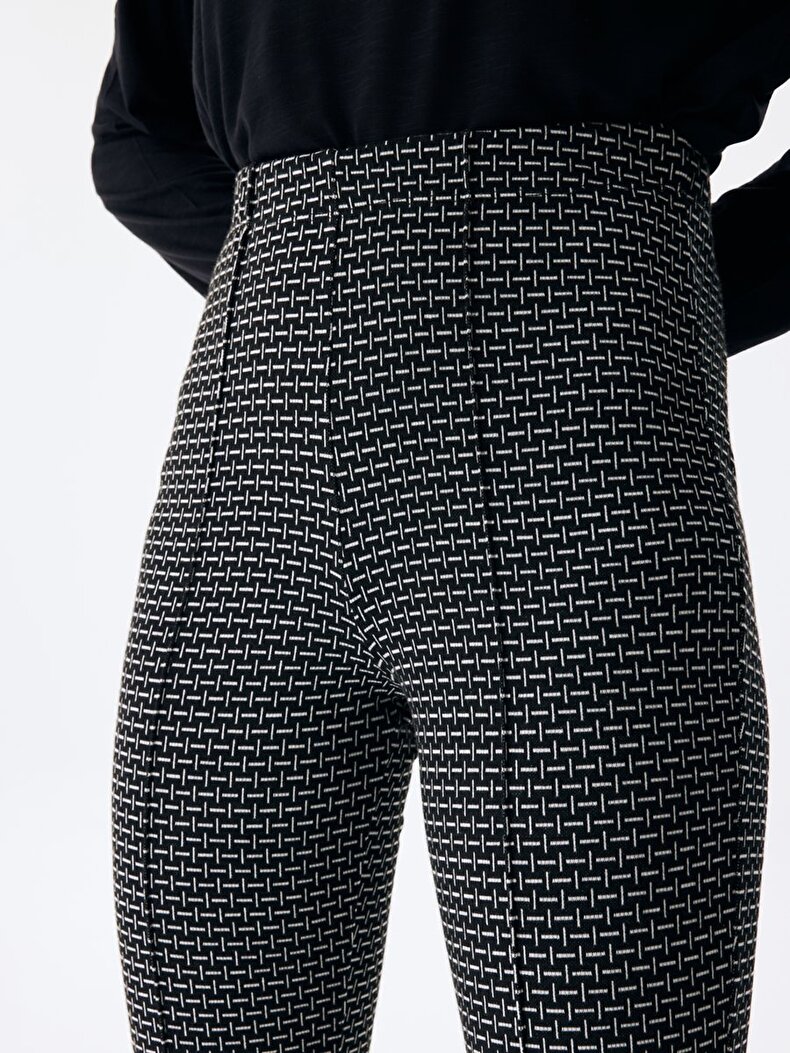 Pattern Stretch Trousers