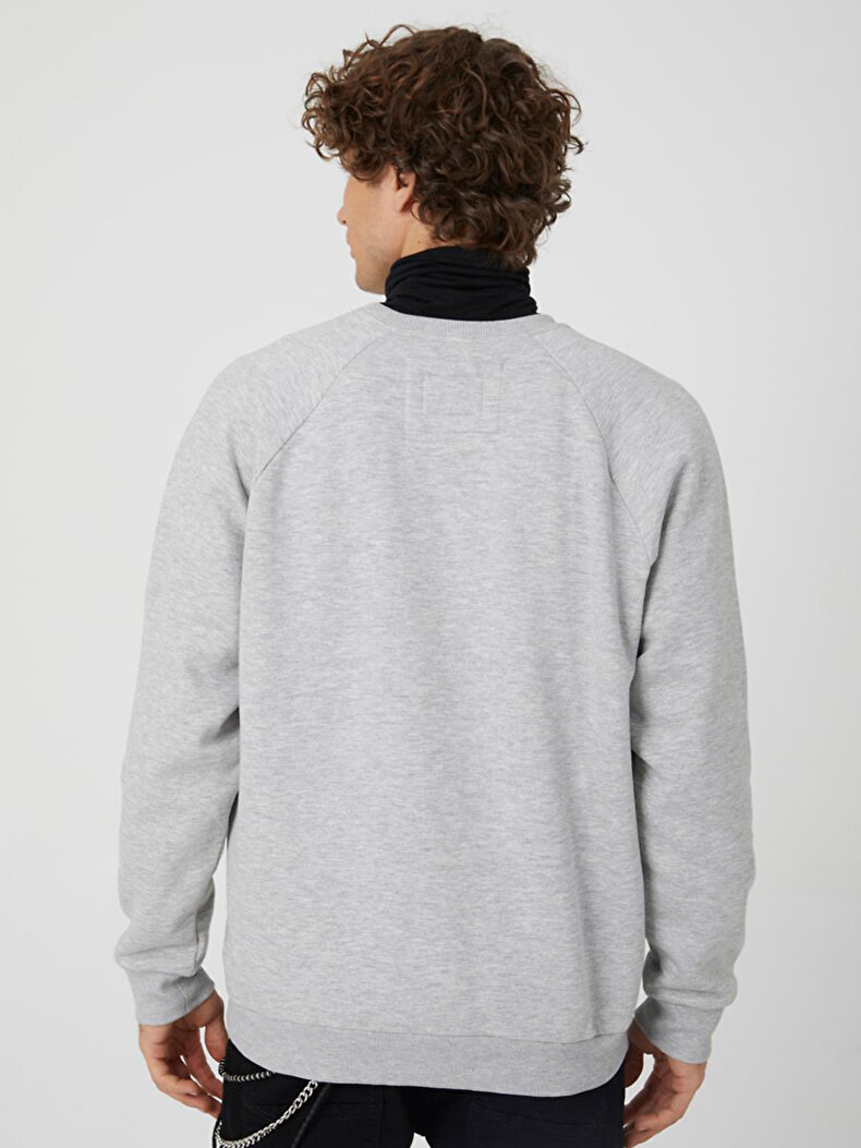 Grau Sweatshirt