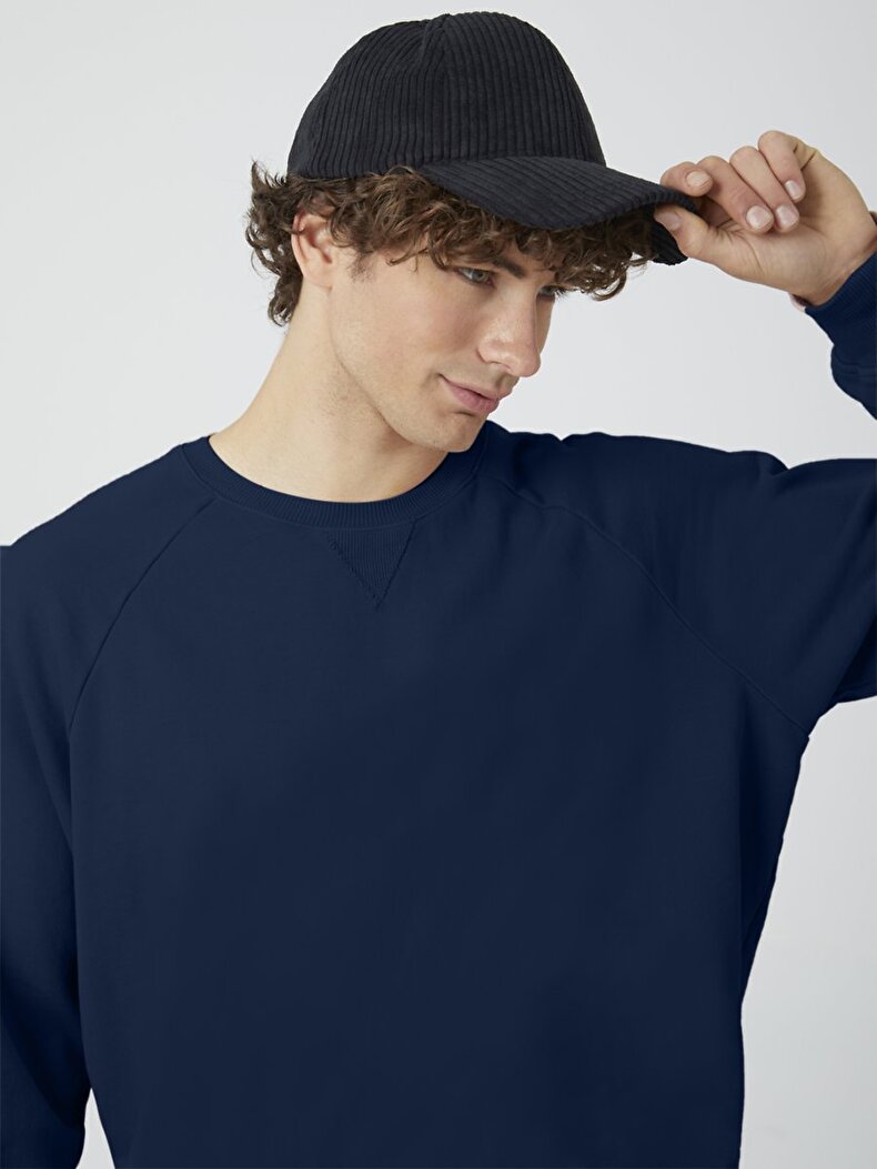 Dunkelblau Sweatshirt