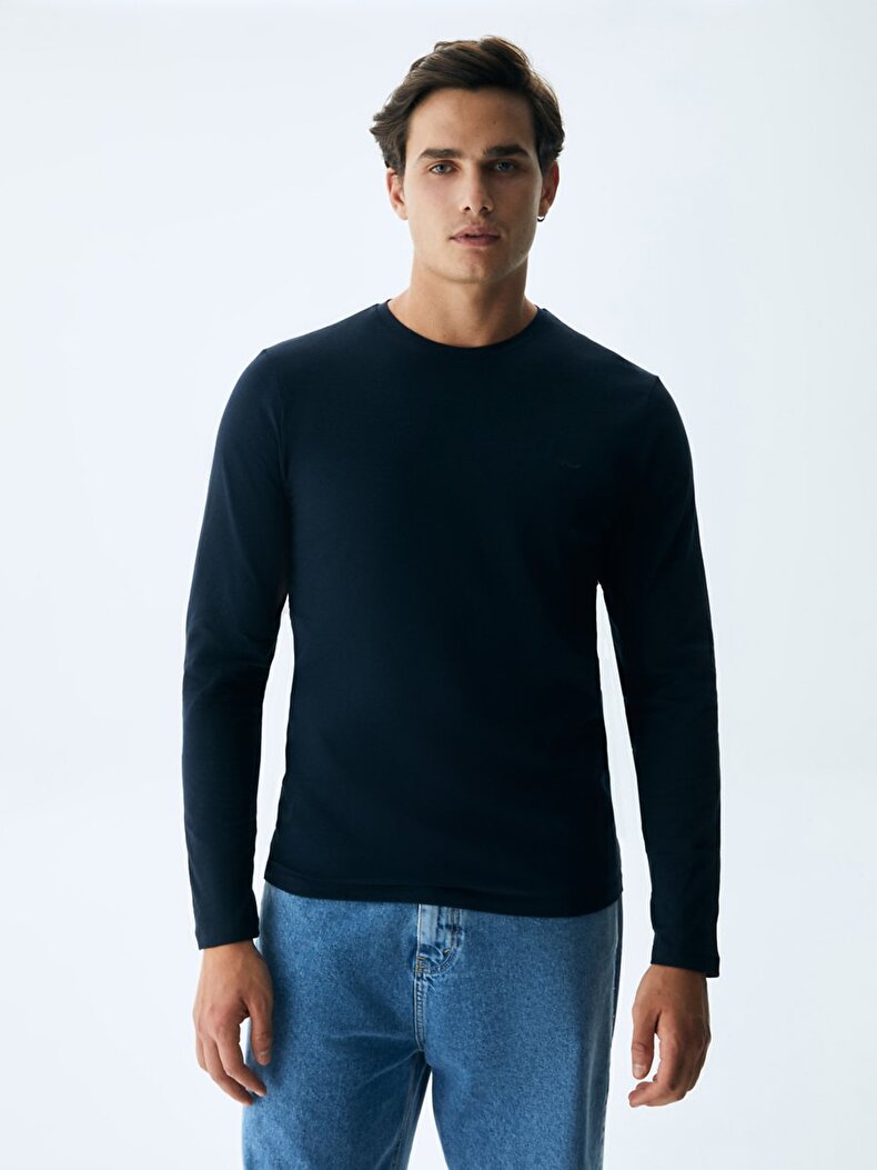 Basic Navy Sweatshirt
