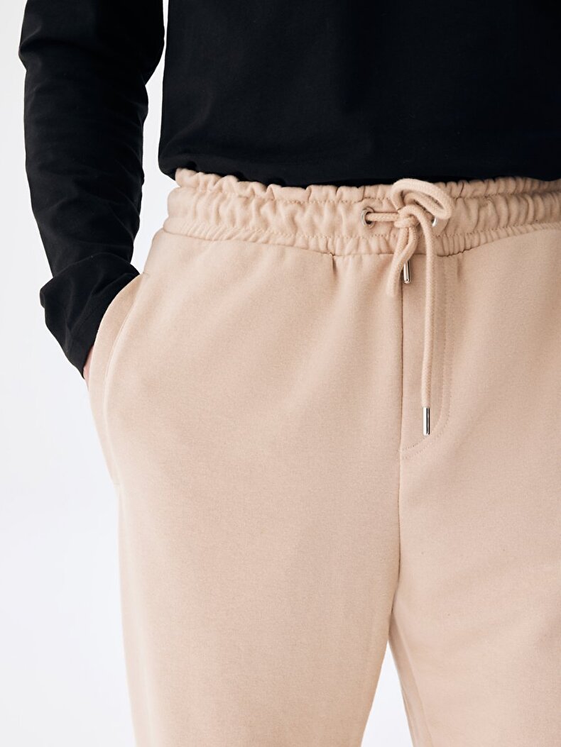 With Pockets Jogger Beige Tracksuit