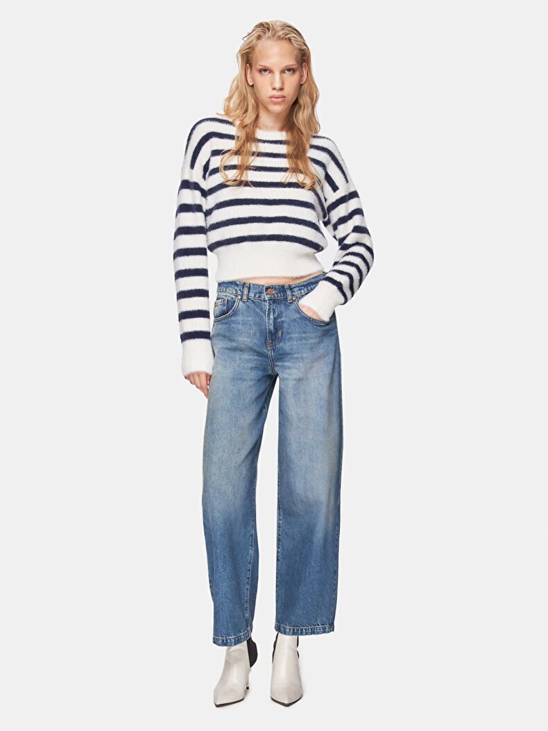 Striped Print Soft Textured Long Sleeve Knitwear White Pullover