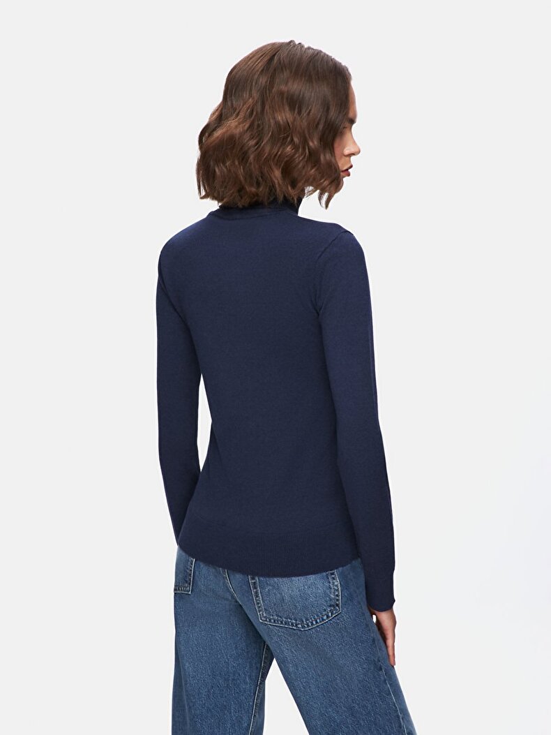 Navy Pullover