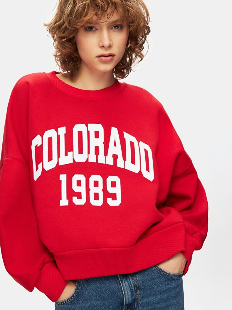 Colorado Baskılı Sıfır Yaka Uzun Kollu Kırmızı Sweatshırt