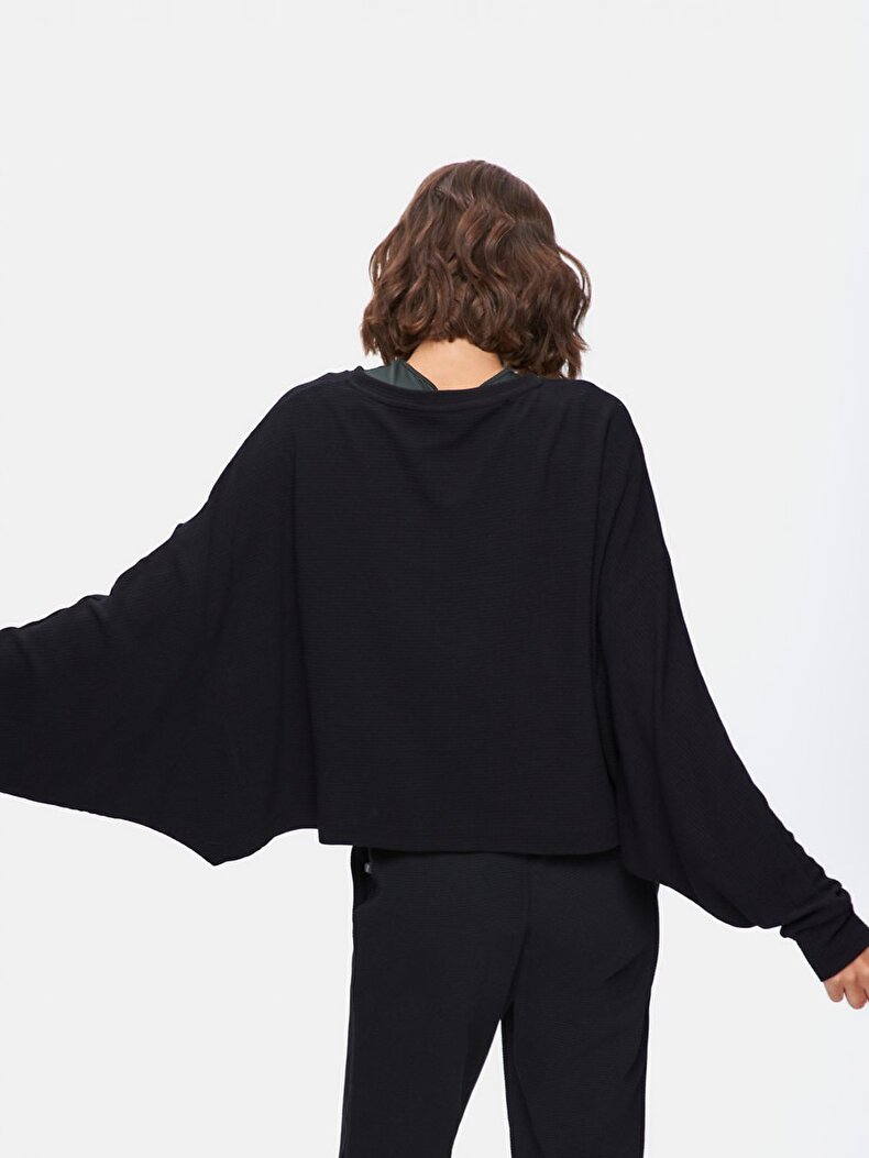 Dokulu Uzun Kollu Basıc Siyah Sweatshırt