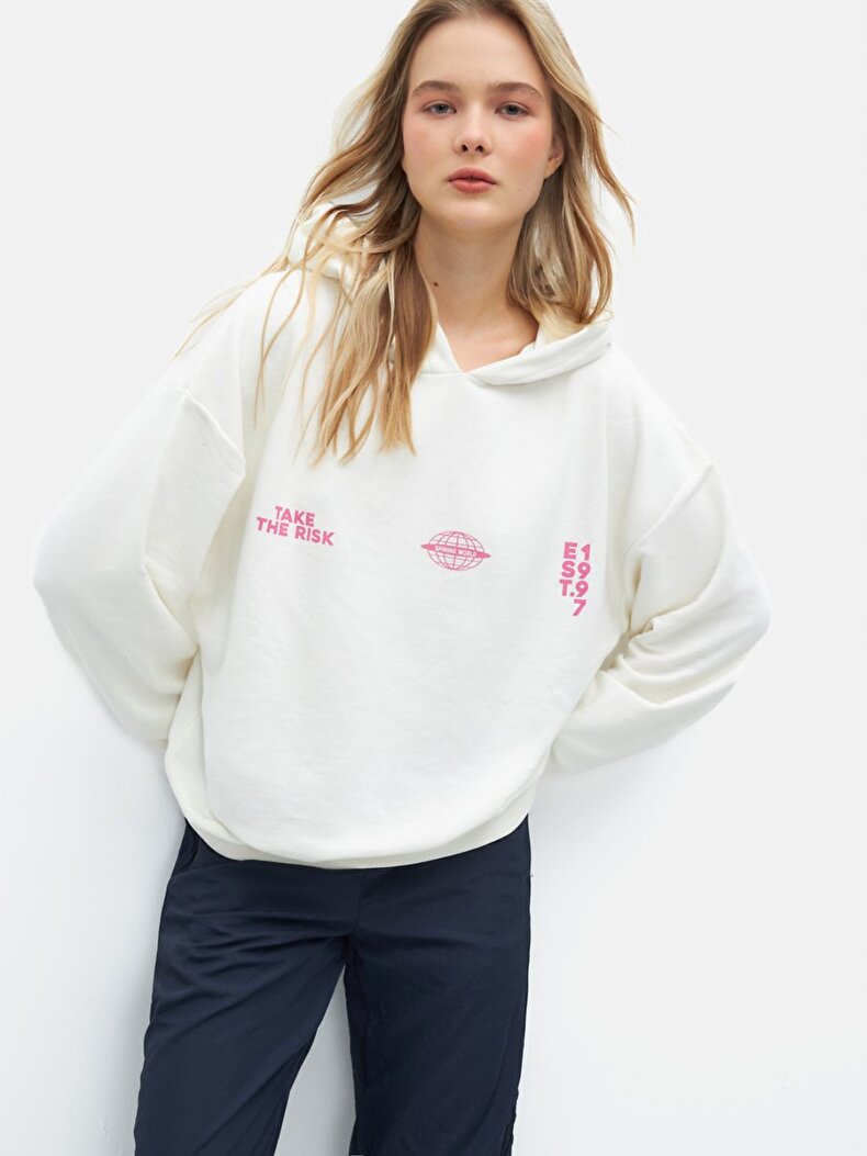 Sırtı Baskılı Kapüşonlu Fermuarsız Relaxed Fit Lila Sweatshırt