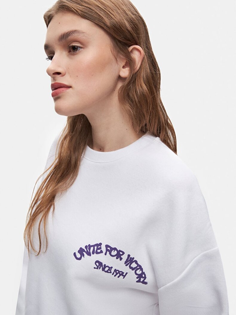 Print Crew Neck Long Sleeve Oversized Fit White Sweatshirt