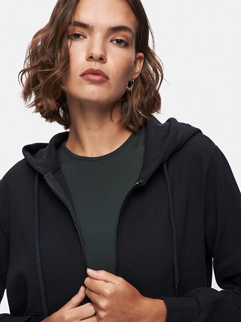 Düz Kapüşonlu Fermuarlı Regular Fit Siyah Sweatshırt