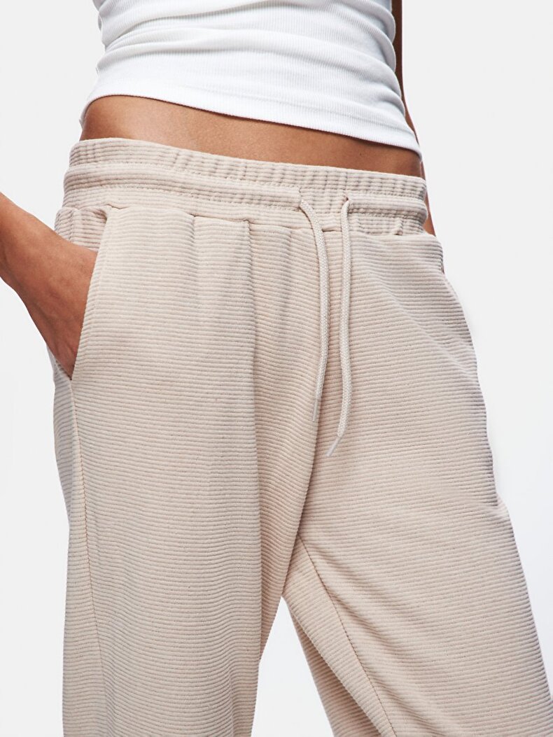 Düz Jogger Regular Fit Bej Eşofman