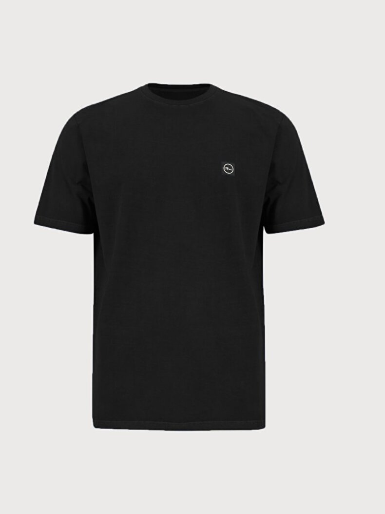 Black T-shirt