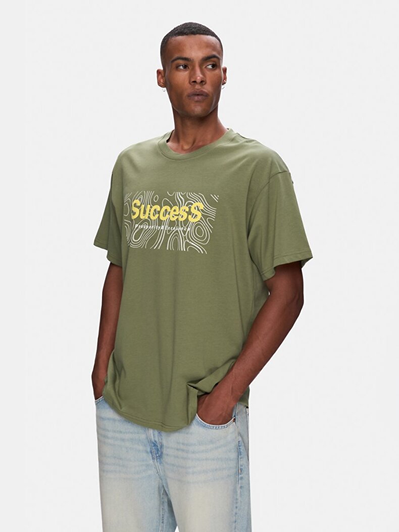 Sloganlı Sıfır Yaka Kısa Kollu Relaxed Fit Yeşil T-shırt