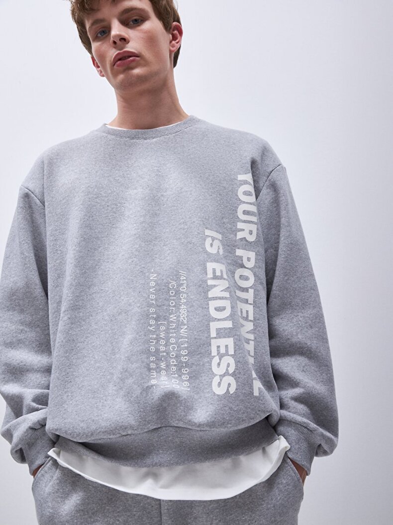 Sloganlı Sıfır Yaka Uzun Kollu Relaxed Fit Gri Sweatshırt