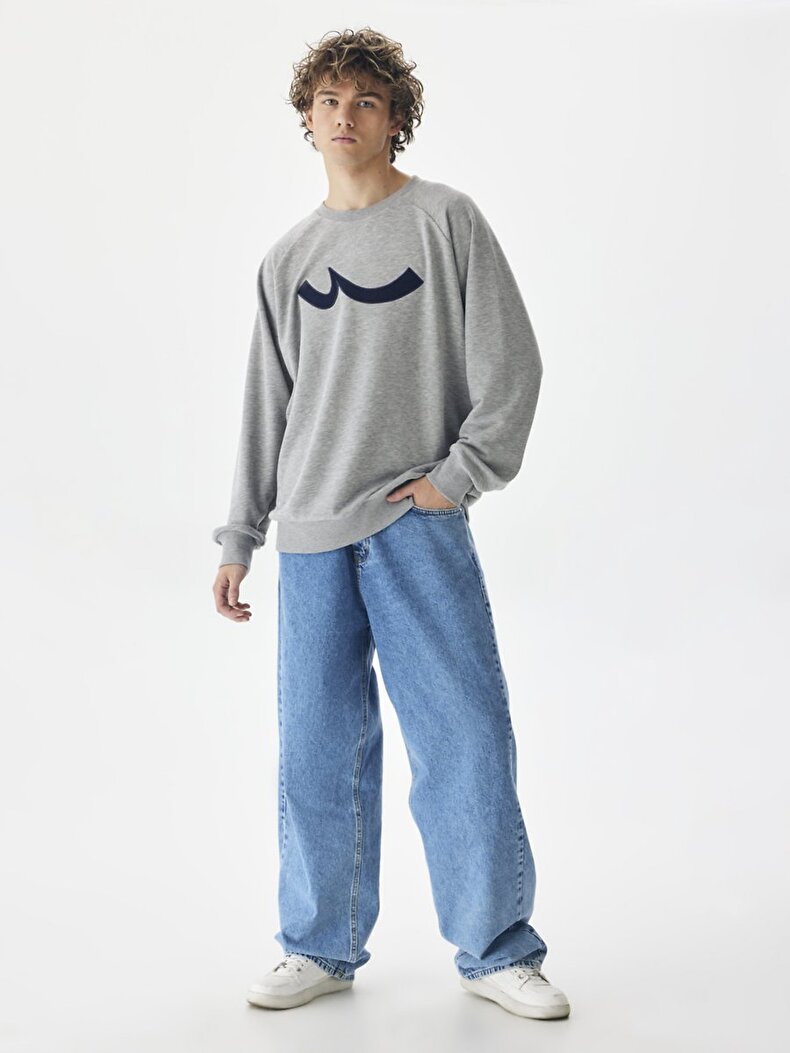 Sıgnlı Sıfır Yaka Uzun Kollu Regular Fit Gri Sweatshırt