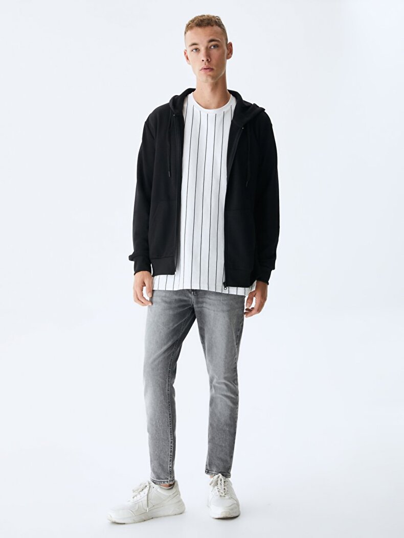 Düz Kapüşonlu Fermuarlı Regular Fit Siyah Sweatshırt