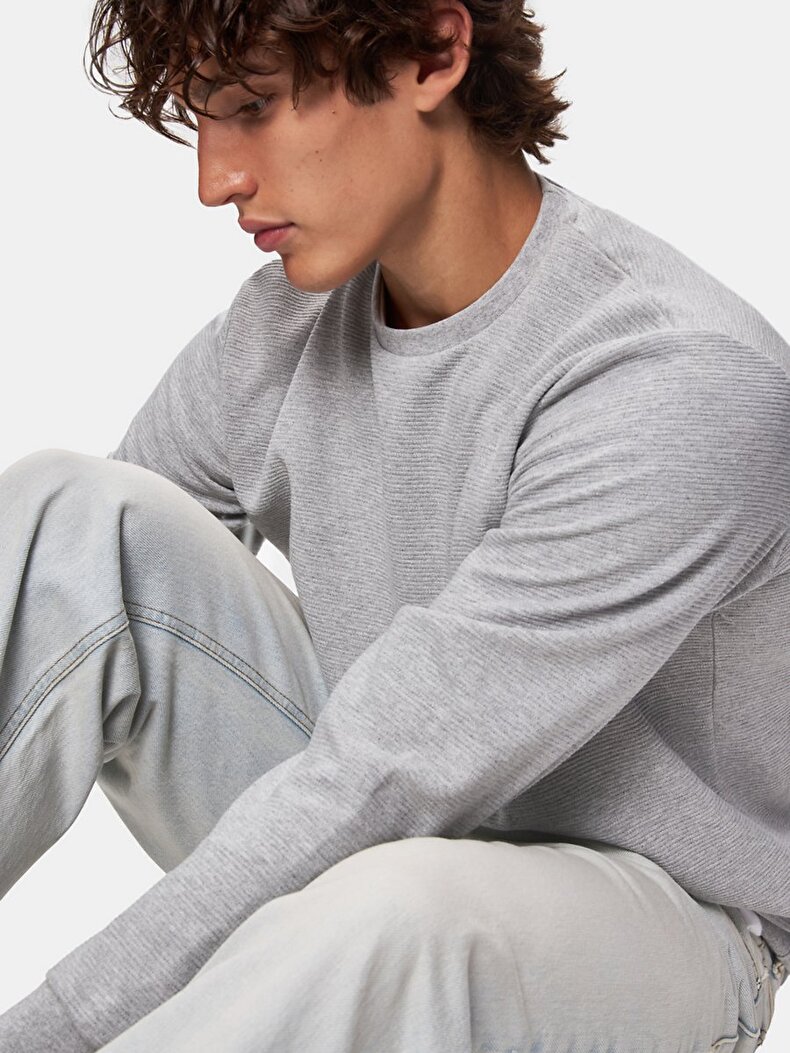 Düz Sıfır Yaka Uzun Kollu Regular Fit Gri Sweatshırt