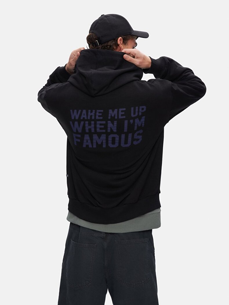 Sırtı Slogan Baskılı Kapüşonlu Fermuarlı Siyah Sweatshırt