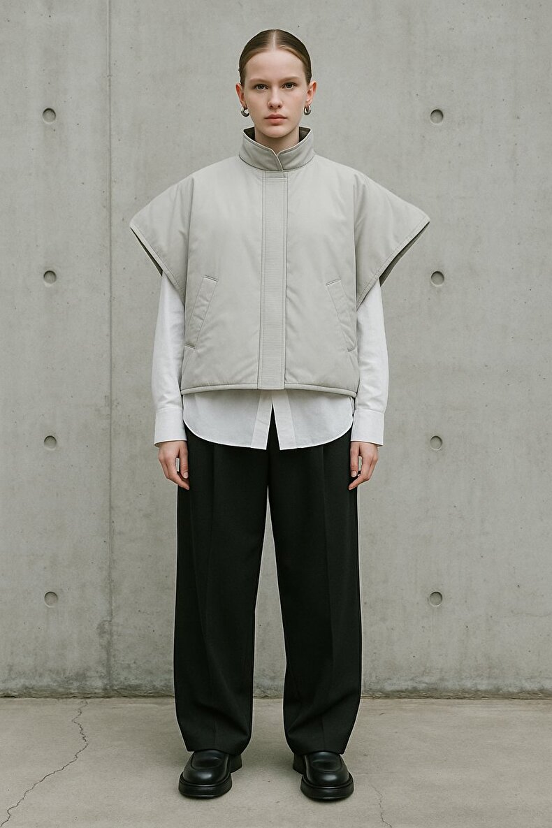 Oversized Straight Collar White Vest