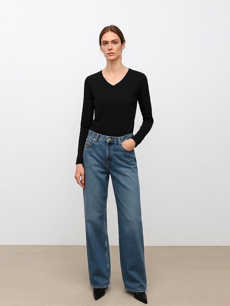 V-neck Long Sleeve Basic Black Sweatshirt