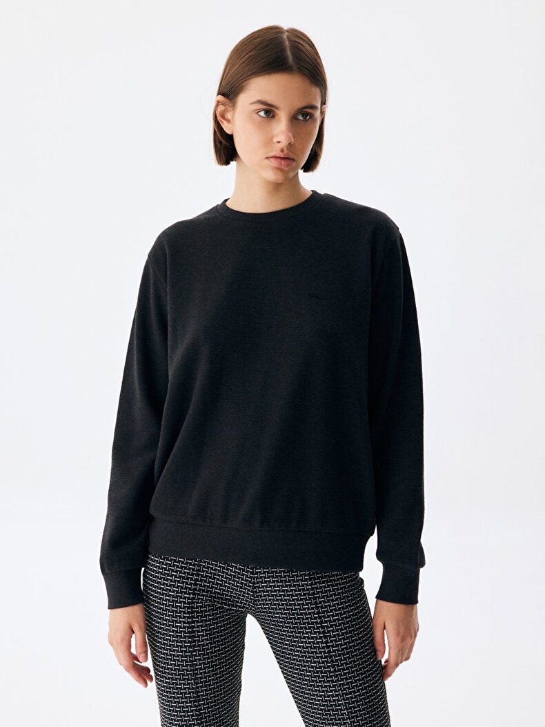 Siyah Sweatshırt